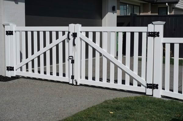 Durafence custom PVC gate, designed to match fencing style and built to fit driveways or paths. Available as sliding or double swing gates with automation options. Installed at a modern home, durable, neighbour-friendly, and supported by Arendel Electrical for automation and certification.