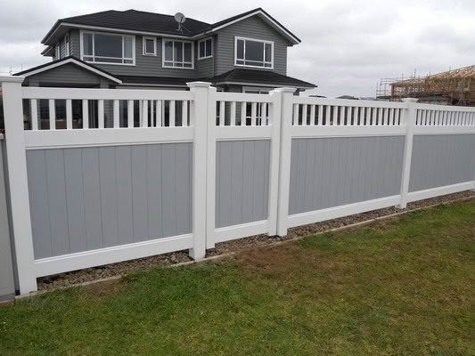 Epsom PVC privacy fence with trellis top, 1830mm high x 2400mm wide panel. Available in white or with grey insert panels. Close-up detail of panels and trellis design.